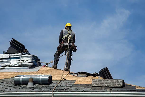 Professional Gutter Installation technician working in Big Rock, VA